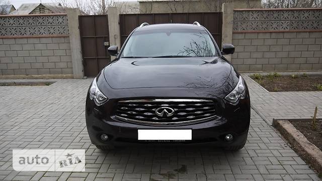 Бампер передний Infiniti FX универсал 2014 г.  3.7 л бензин Киев