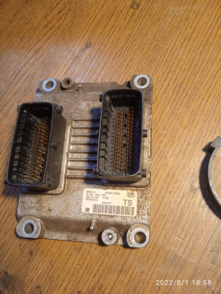 Электронный блок управления двигателем Opel Combo  2009 1.4 Бензин Ватутино