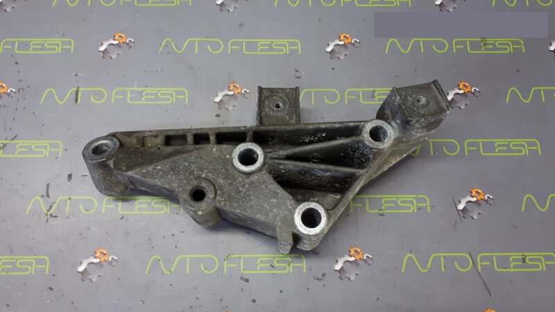 Кронштейн КПП Renault Kangoo  2001 1.4 Бензин Киев