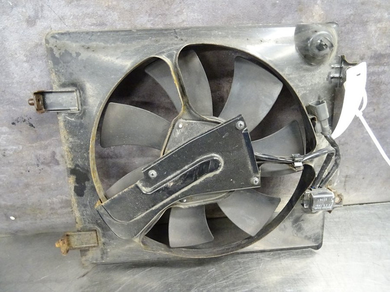 Вентилятор радиатора кондиционера Honda CR-V 3  2008 2.0 Бензин Кременчуг