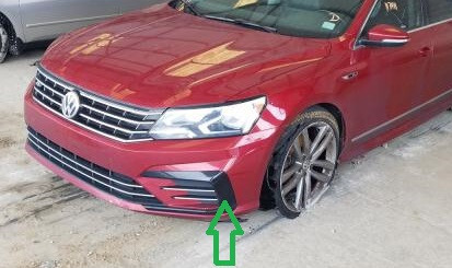 Бампер передний r-line /накладка бампера перед левая угловая Volkswagen Passat R-line 2017 