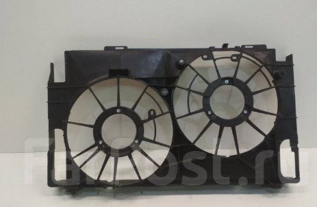 Кожух вентилятора в сборе 1671136180   Lexus NX, Toyota RAV4