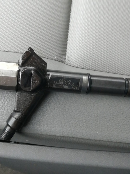 Форсунка Nissan Primera  2007 2.2 Дизель Конотоп