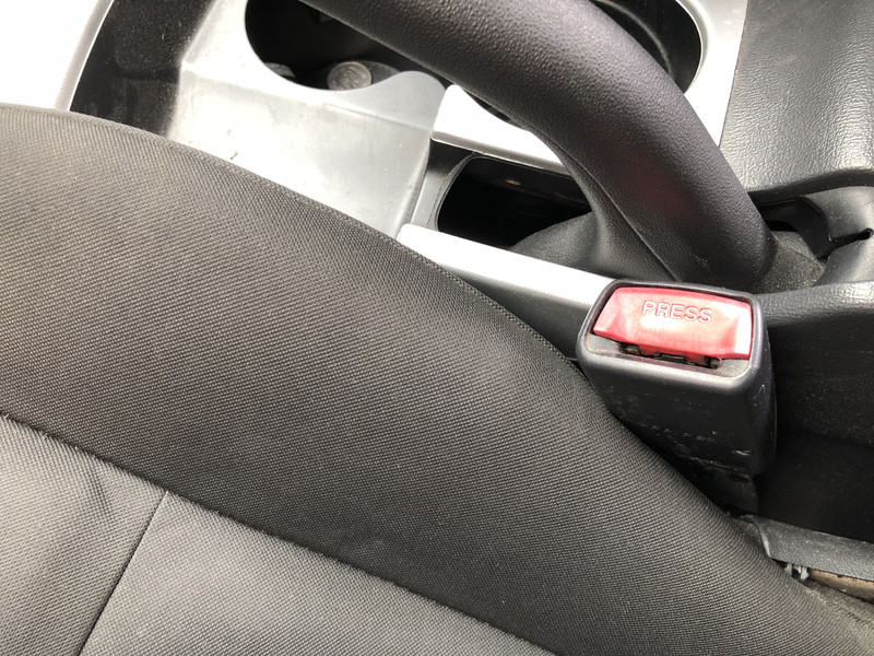 Замок ремня безопасности Hyundai i30  2008 хэтчбек 1.6 Дизель Одесса