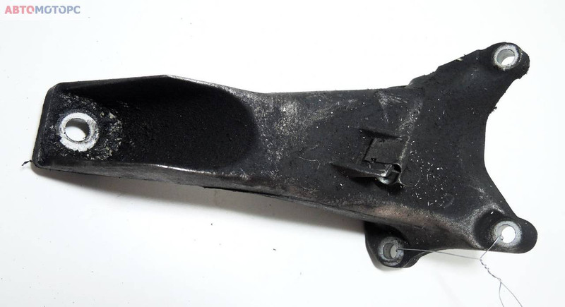 Кронштейн опори двигуна лівий BMW 3 Series E36  1996 універсал 1.8 Дизель Вінниця