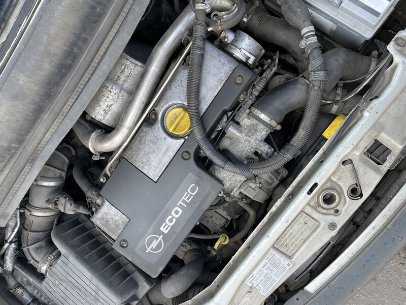 Поддон двигателя Opel Zafira A  2003 универсал 2.2 Дизель Семеновка