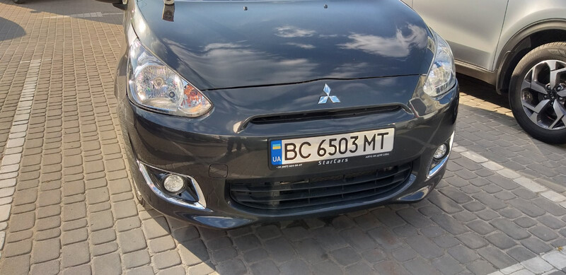 Крыло переднее правое Mitsubishi Space Star  2006 универсал 1.8 Бензин Львов
