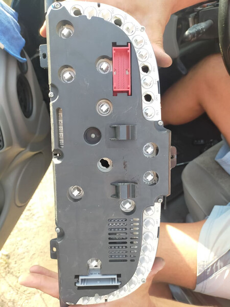 Пенель приборів Renault Laguna 2  2001 хэтчбек 1.6 Бензин Ровно