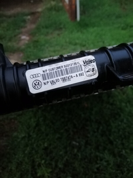 Радіатор основний Volkswagen Jetta 6  2016 1.4 Бензин 