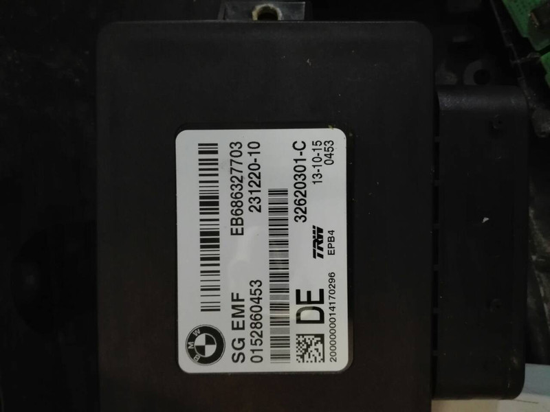 Модуль управления стояночным тормозом BMW X3 F25  2015 2.0 Бензин 