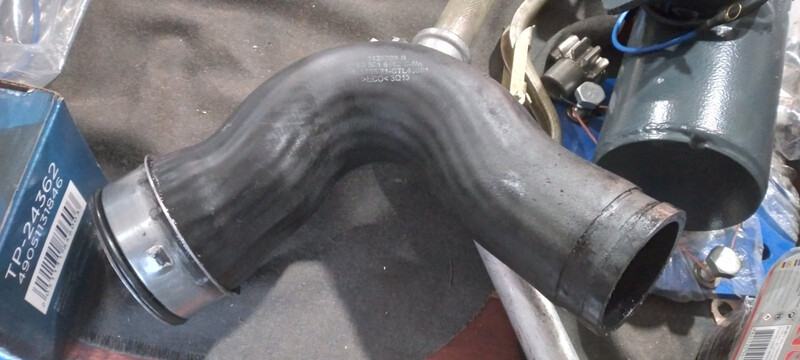 Патрубок интеркулера левый Mercedes M-Class W163 2003 р.  2.7 л дизель Вінниця