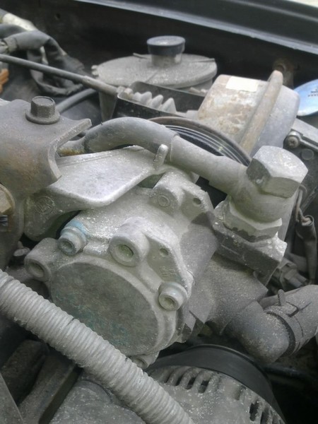 Насос гу руля Honda Accord 5 1997 г.  2.0 л бензин Киев