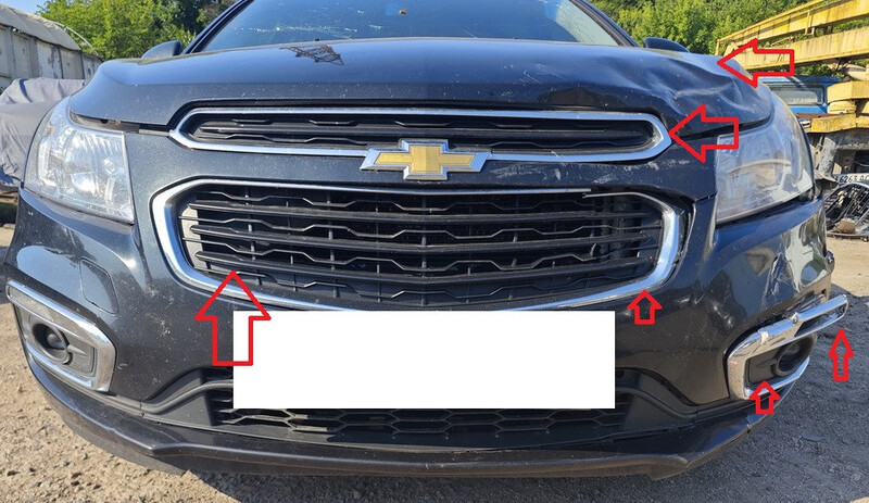 Бампер передній у сборі з решітками Chevrolet Cruze  2016 