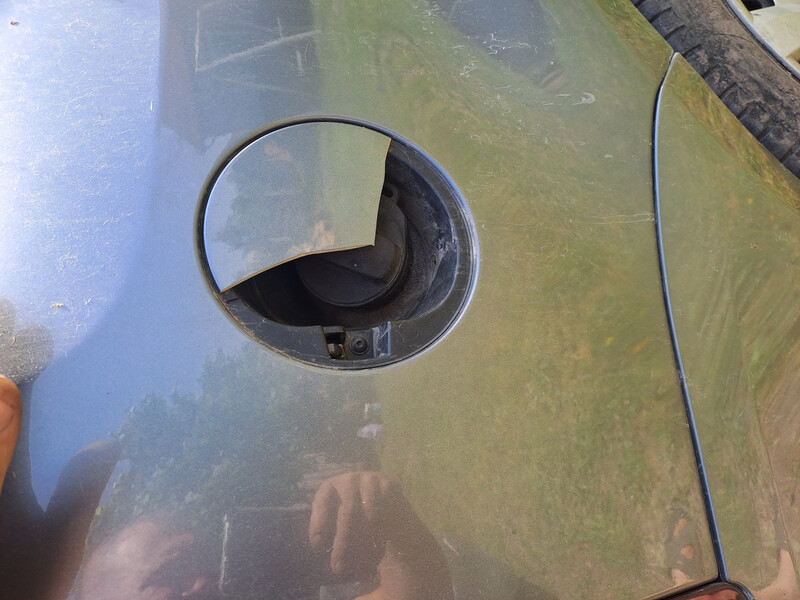 Лючок бензобака Volkswagen Touran  2007 1.4 Бензин Фастів