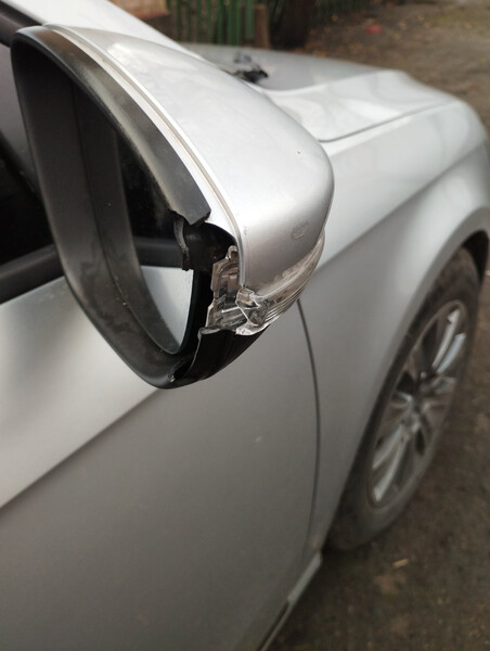 Зеркало правое Volkswagen Passat б7 2011 универсал  Электро 