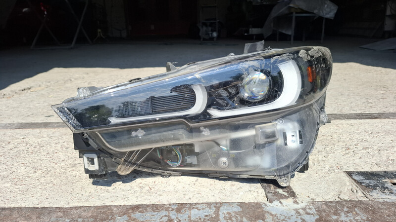 Передня фара Mazda CX-5  2022 2.5 Бензин Чернігів