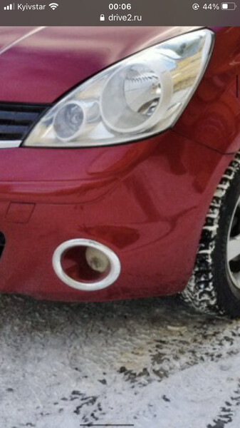 Накладка противотуманной фары правая Nissan Note E11 универсал 2012 г.  1.5 л дизель Ровно