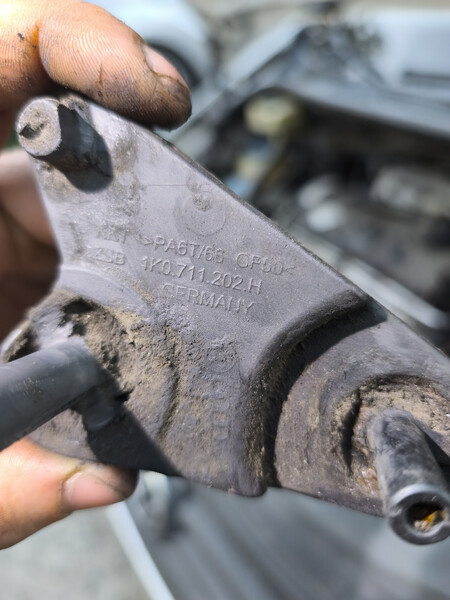 Речаг перемикання передач фольксваген кадді Volkswagen Caddy 3  2008 Хмельницкий