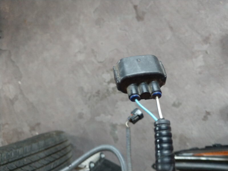 Фішка фари Toyota Highlander 2021 р.  2.5 л гибрид