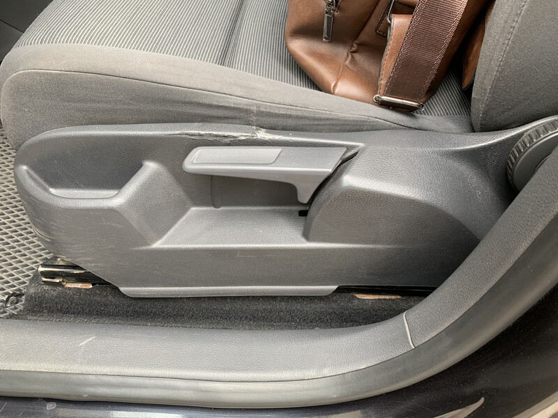 Пластик сидения Volkswagen Golf Plus  2007 хэтчбек 1.9 Дизель Запорожье