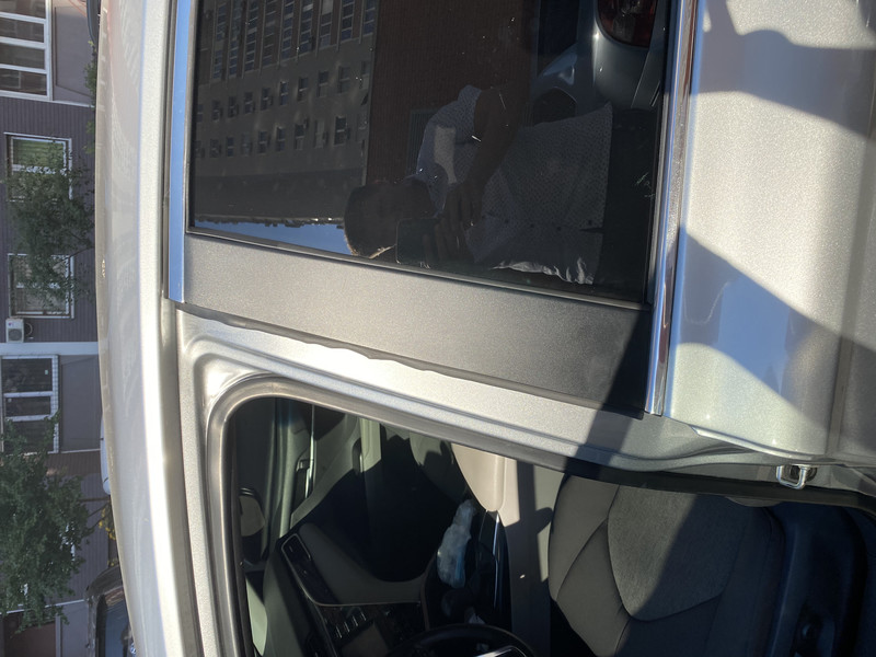 Ущільнювач дверей 75762LH   Toyota Camry