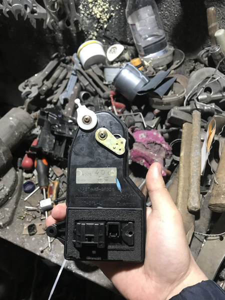 Замок двері A93-SPL-L   Mazda 6