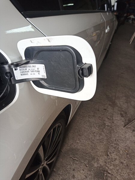 Лючок бака Volkswagen Jetta 6  2014 2.0 Бензин Луцк