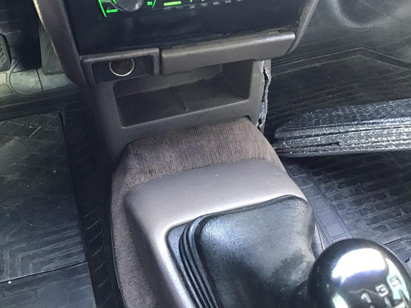 Пластиковая ниша под торедой Mazda 323 BG 1991 1.7 Дизель Одесса