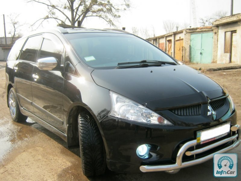 Крышка зеркала заднего вида водительская хром под повторитель Mitsubishi Grandis  2008 2.4 Бензин Киев