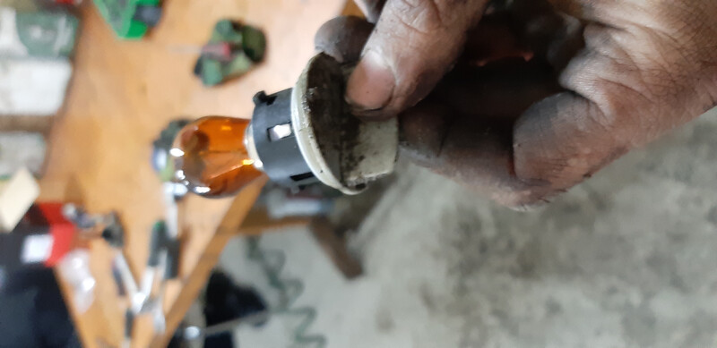 Патрон лампи поворота BMW 3 Series  2012 2.0 Бензин Ивано-Франковск