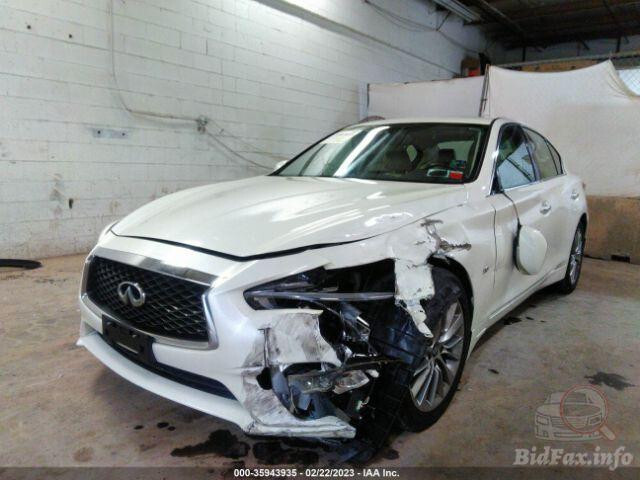 Бампер передний Infiniti Q50 2018 г.  3.0 л бензин Киев