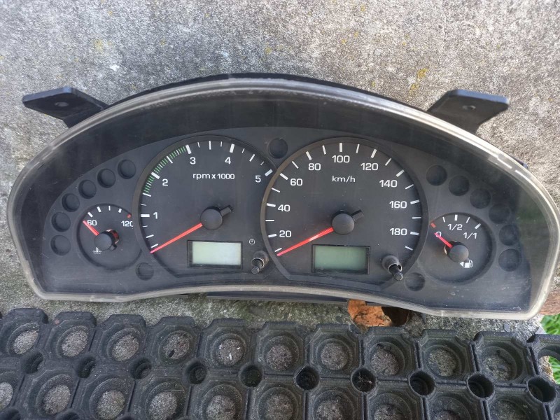Приладова панель (щиток приладів) 3C1T-14A608   Ford Transit