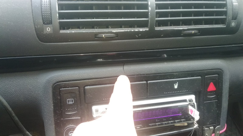 Нижня частина торпеди Volkswagen Sharan  2004 универсал 1.9 Дизель Дубляны