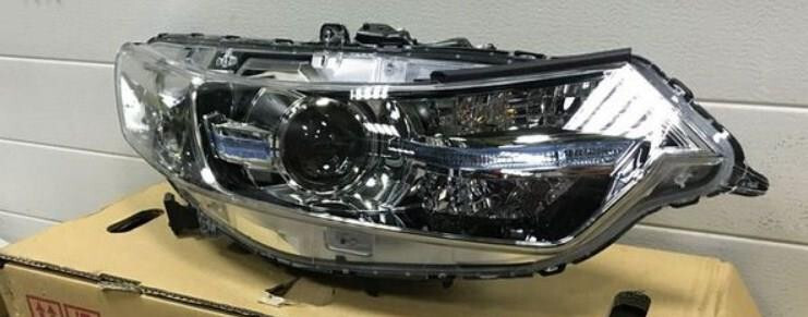 Фара передняя правая ксенон 33101-TL0-G71   Honda Accord