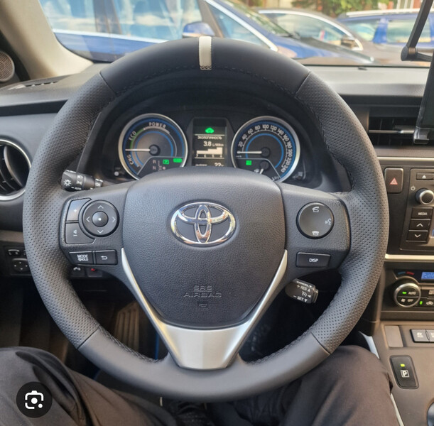 Руль Toyota Auris универсал 2013 г.  1.8 л гибрид Черновцы