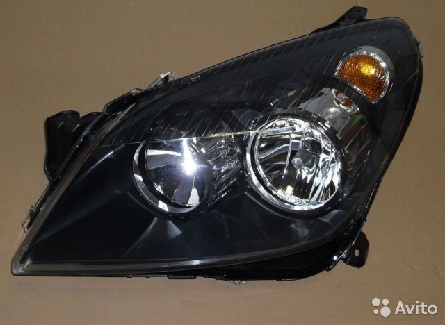 Фара передня права на opel astraH Opel Astra H hatchback хетчбек 2012 р.  1.6 л бензин Тернопіль