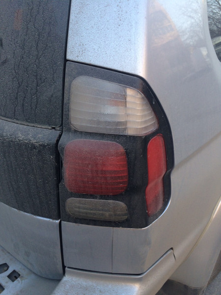 Фонарь задний правый Mitsubishi Pistachio  2005 2.5 Дизель Хмельницкий