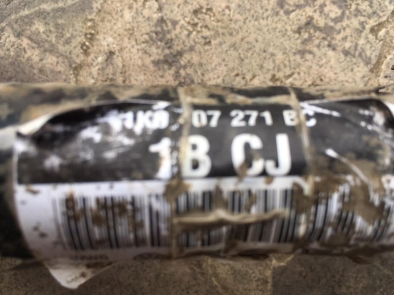 Полуось 1K0407271BC   Volkswagen Golf