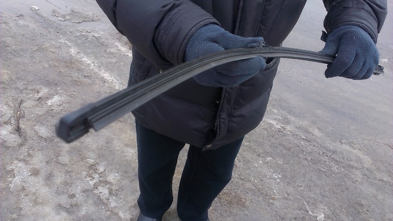 Дворник с водительской стороны длина 650мм Citroen Berlingo  2009 1.6 Дизель Миргород