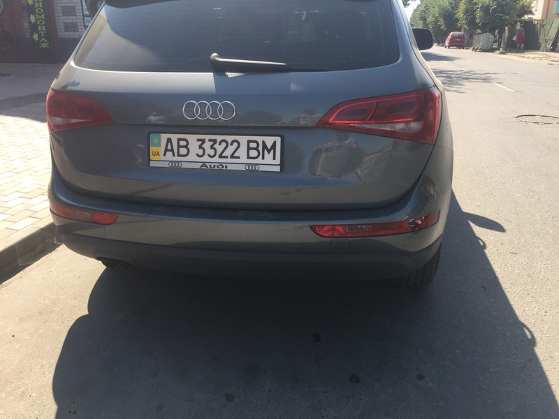 Фонарь задний правый в бампер Audi Q5  2011 2.0 Дизель Ровно