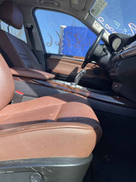 Переднее сиденье BMW X5 E70 2012 г.  3.0 л бензин Одесса