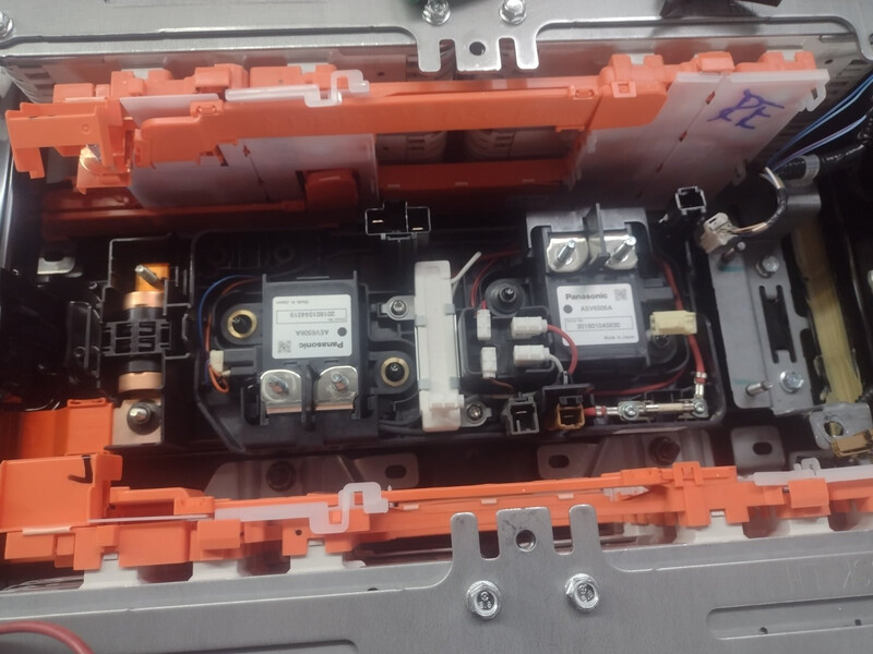 Контактор реле внутри батареи Nissan Leaf  2018 хетчбек 40.0 Электро 