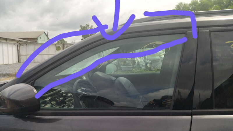 Хром водійської дверки Jeep Compass 2018 г.  2.4 л бензин Ровно