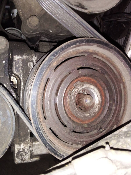 Компрессор на кондиционер Mazda 6 2011 г.  2.0 л дизель Буча