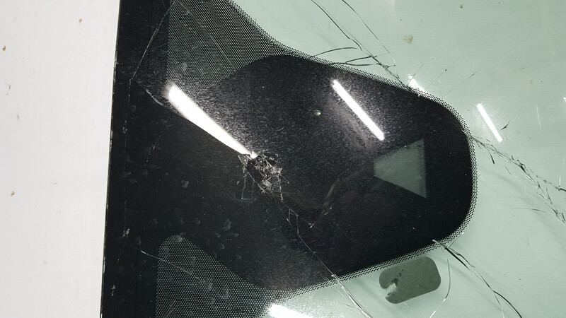 Стекло лобовое Ford Ranger 2019 г.  2.0 л дизель Полтава