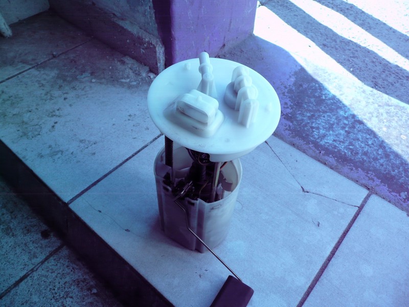 Бензонасос у зборі Chery Eastar  2007 2.0 Бензин 