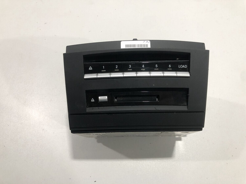 Cd changer Mercedes S-Class 2006 р.  5.5 л бензин Київ