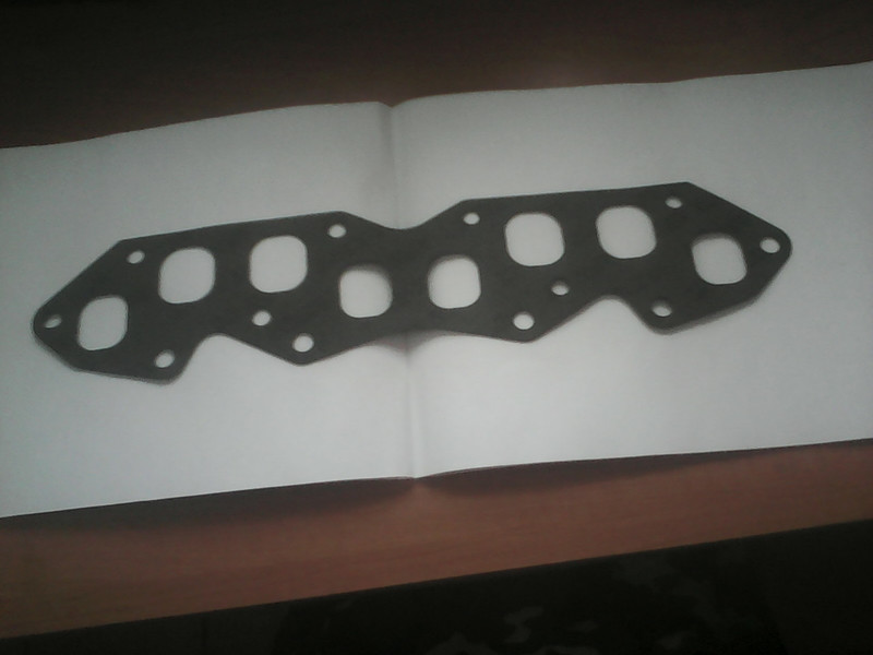 Впускной коллектор Volvo 340 1981 г.  1.4 л бензин Ровно