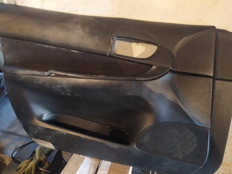 Карта водительской двери Mazda 6 2003 г.  2.0 л бензин Мариуполь