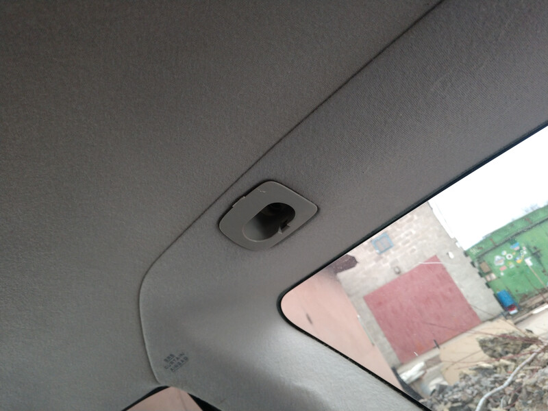 Заглушка Toyota Corolla E120 универсал 2005 г.  1.4 л дизель Ровно